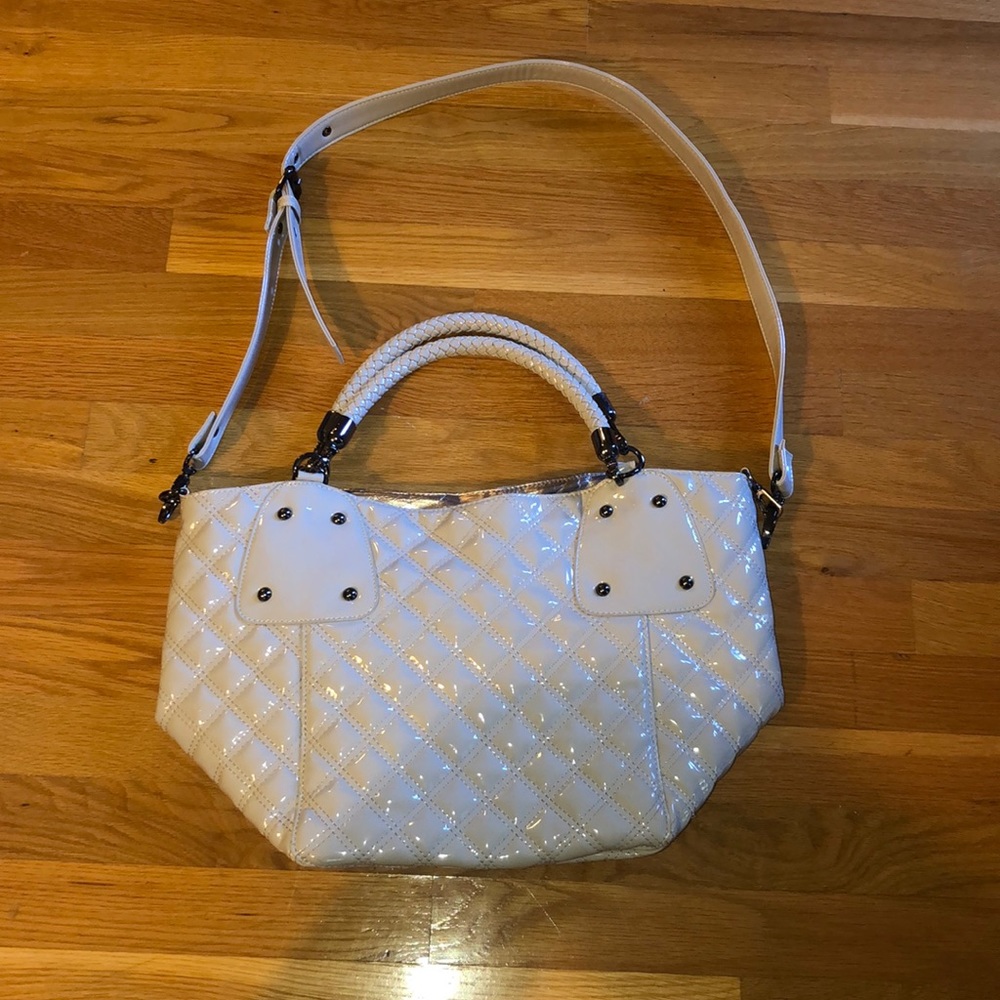 White hand bag and cross body bag multi use